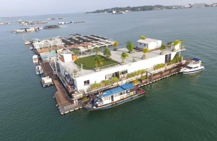 Smith Marine Floating kelong Restaurant