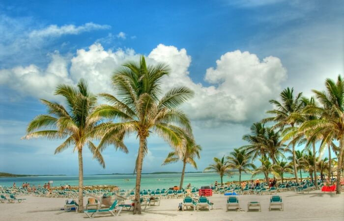 Steal the best deals by travelling off season