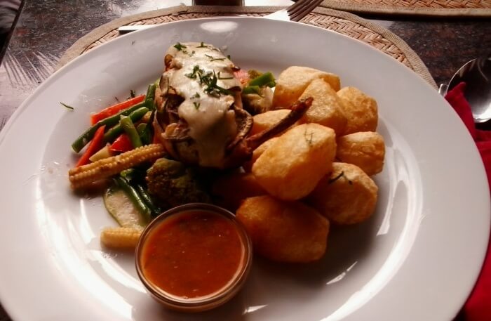 Thorn Tree Cafe