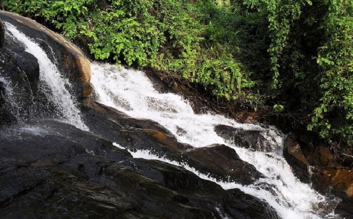 Thudugala Ella Waterfall
