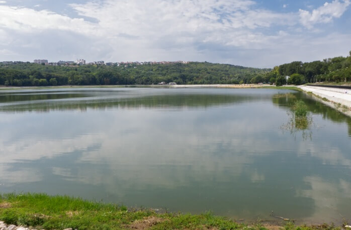 Valea Morilor Park