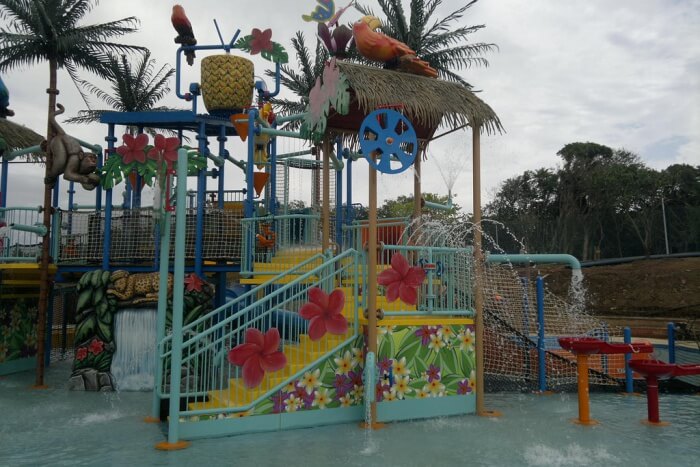 Wild Waves Water Park