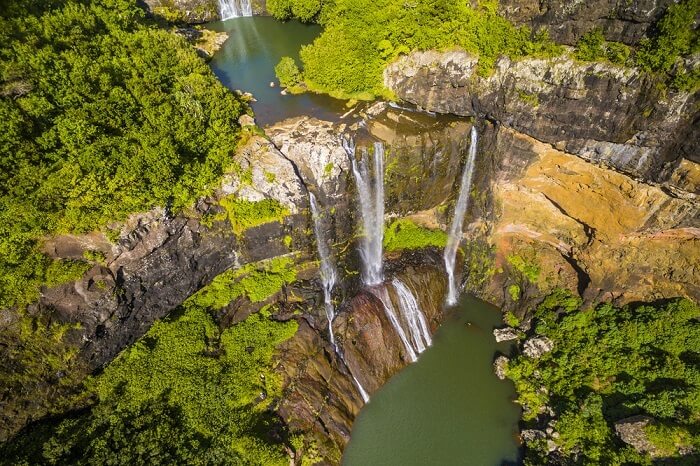 Falls