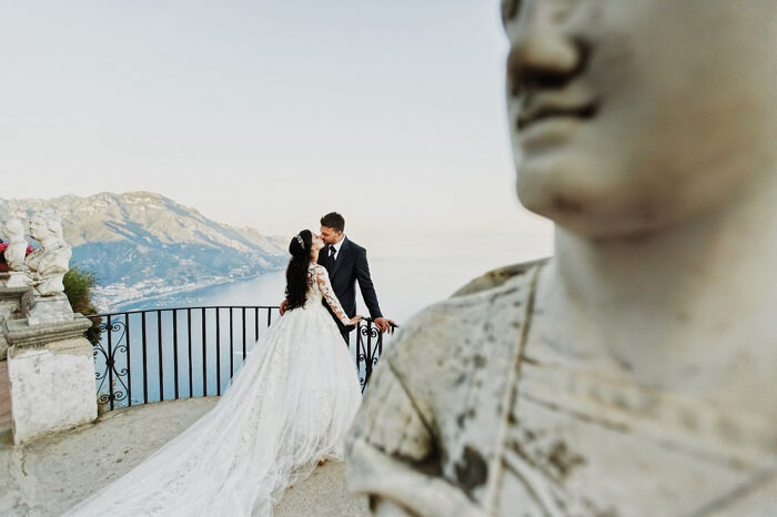 couple in balcony