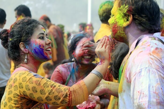 Holi In west Bengal