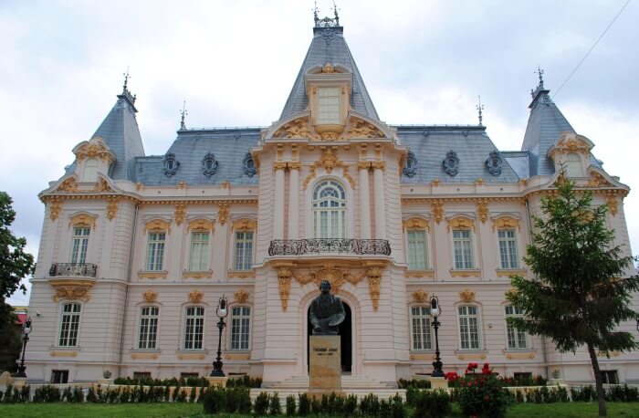 Craiova Art Museum