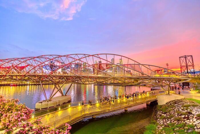 Amazing place Helix Bridge