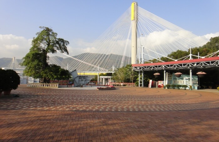 Lantau Link Visitors Centre And Viewing Platform
