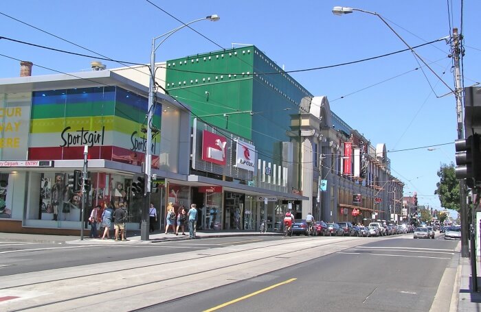 Shopping-At-Holloways-Beach