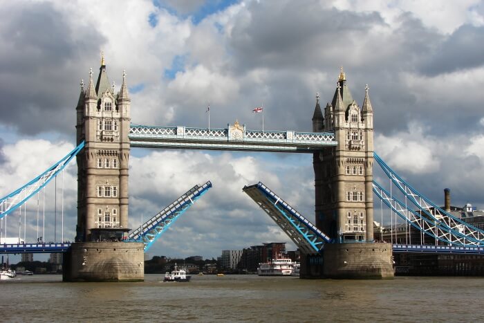 Tower Bridge Facts