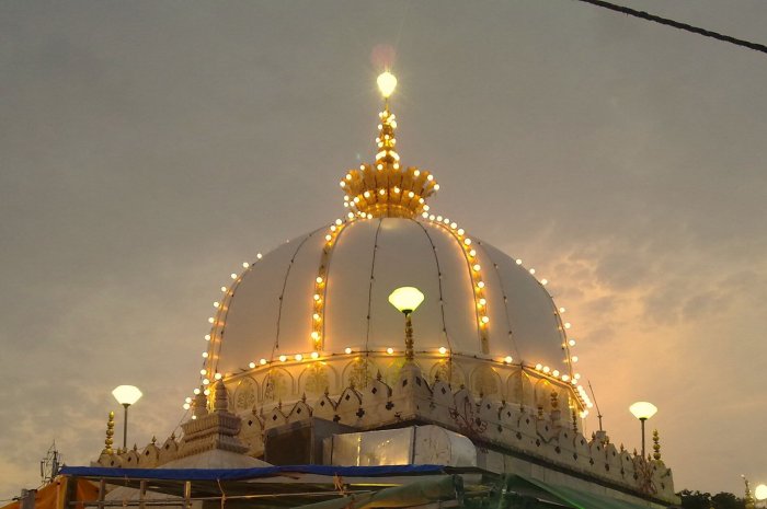 Dargah