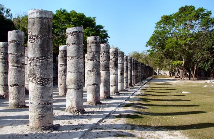 The Hall Of The Thousand Columns
