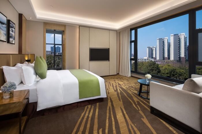Leshan Ramada Hotel camping facilities